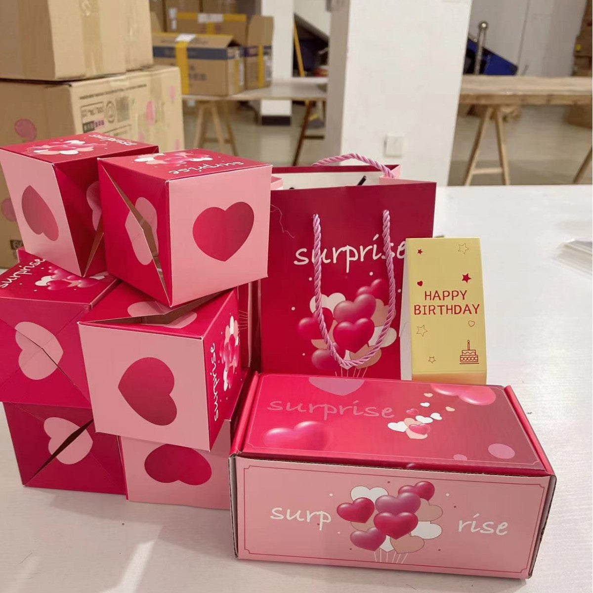 Surprise Gift Box Explosion for Money