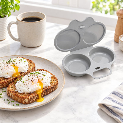 Microwave Egg Poacher at home